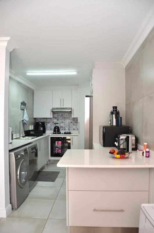 2 Bedroom Property for Sale in Island View Western Cape